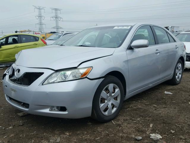 4T4BE46K17R001429 - 2007 TOYOTA CAMRY NEW SILVER photo 2