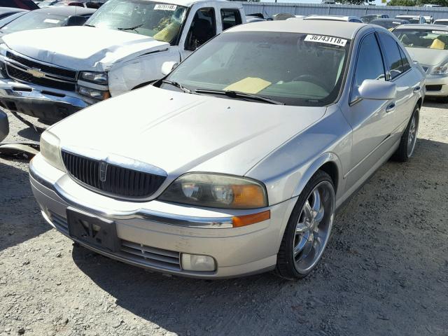 1LNHM86SX2Y694064 - 2002 LINCOLN LS Gümüş foto 2