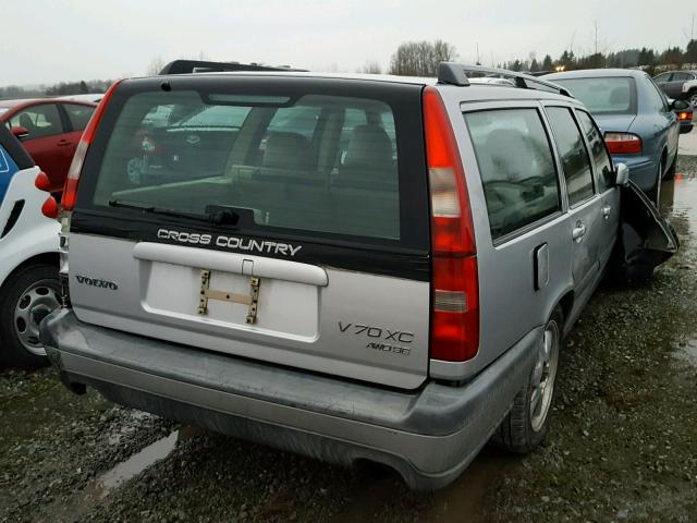 YV1LZ56DXY2705053 - 2000 VOLVO V70 XC GRAY photo 4