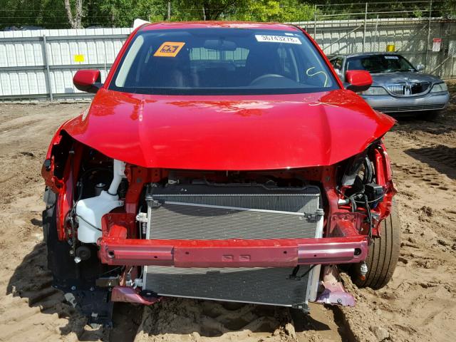 3CZRU5H3XHG707793 - 2017 HONDA HR-V LX RED photo 9