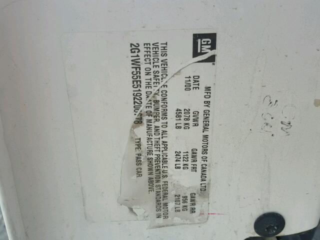 2G1WF55E519220678 - 2001 CHEVROLET IMPALA WHITE photo 10