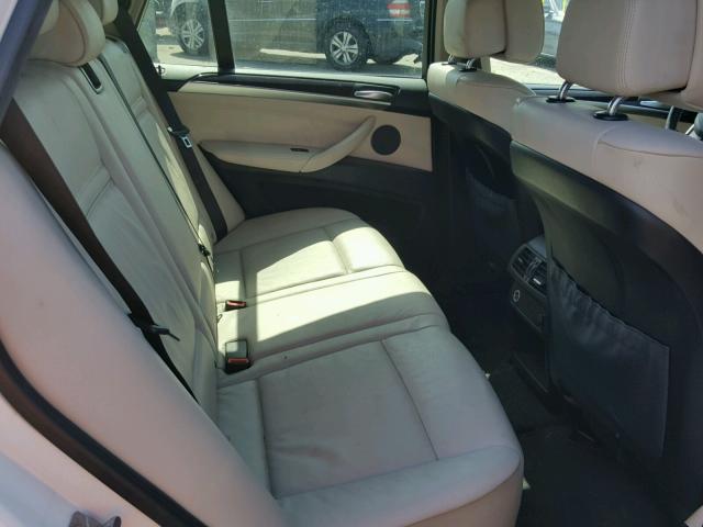 5UXZW0C59CL669804 - 2012 BMW X5 XDRIVE3 WHITE photo 6