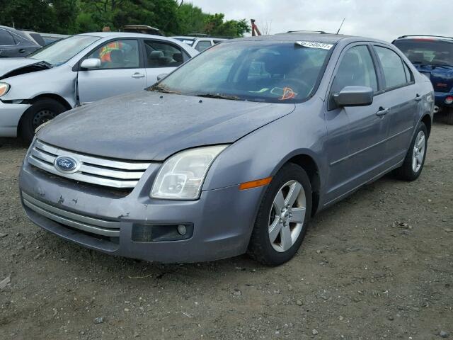 3FAHP07Z07R140536 - 2007 FORD FUSION SE GRAY photo 2