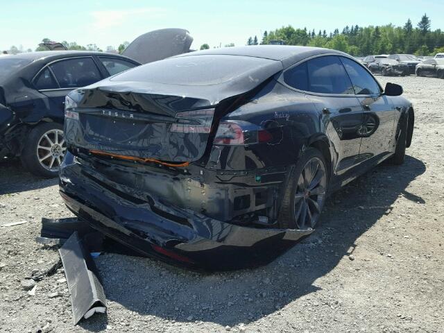 5YJSA1E26HF230158 - 2017 TESLA MODEL S BLACK photo 4