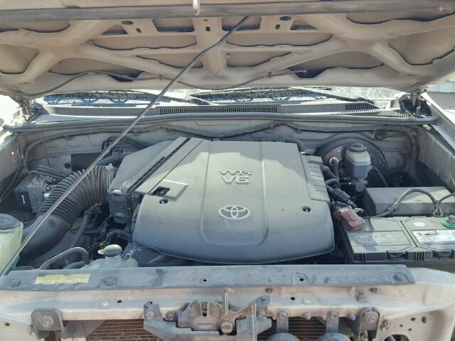 5TEJU62NX7Z351268 - 2007 TOYOTA TACOMA DOU SILVER photo 7