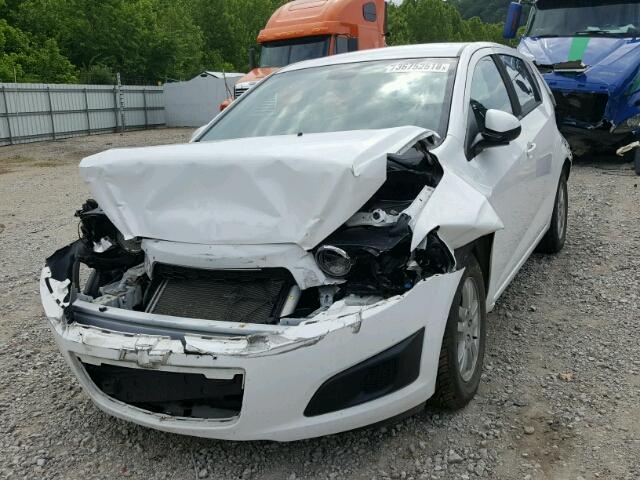 1G1JA6SH3C4199770 - 2012 CHEVROLET SONIC LS 白色 照片 2