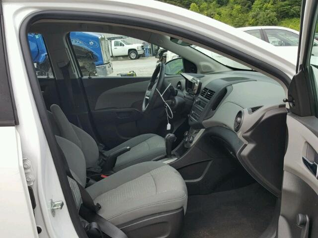 1G1JA6SH3C4199770 - 2012 CHEVROLET SONIC LS 白色 照片 5