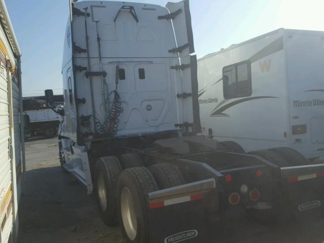 3AKJGLD5XFSGD6757 - 2015 FREIGHTLINER CASCADIA 1 WHITE photo 3
