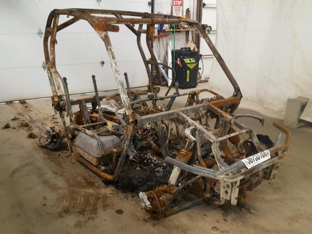 3JBKKAP20GJ002102 - 2016 CAN-AM COMMANDER BURN photo 1