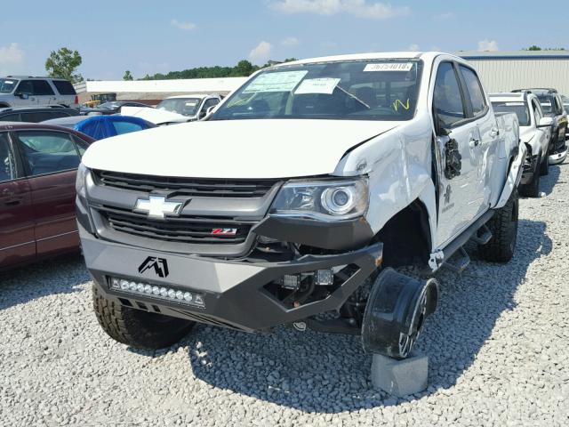 1GCGTDEN6J1252204 - 2018 CHEVROLET COLORADO Z WHITE photo 2