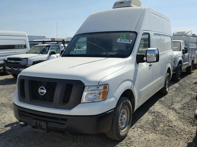 1N6AF0LX9FN802728 - 2015 NISSAN NV 2500 WHITE photo 2