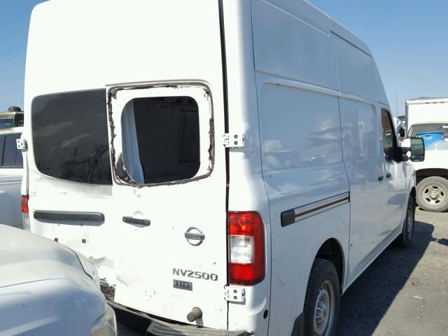 1N6AF0LX9FN802728 - 2015 NISSAN NV 2500 WHITE photo 4