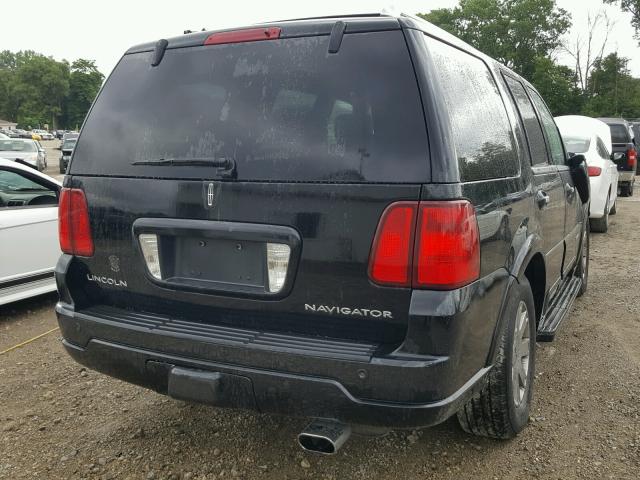 5LMFU28RX4LJ40275 - 2004 LINCOLN NAVIGATOR BLACK photo 4