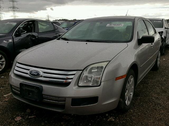 3FAHP06Z68R181921 - 2008 FORD FUSION S SILVER photo 2