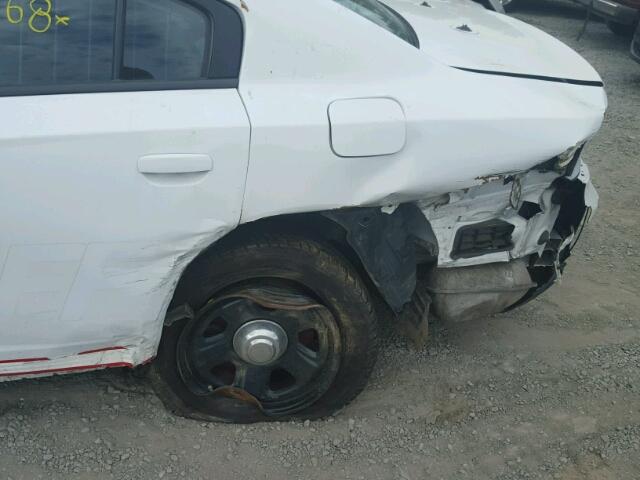 2C3CDXAT4FH785439 - 2015 DODGE CHARGER PO WHITE photo 9