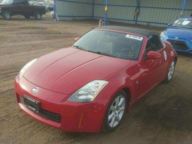 JN1AZ36D15M700022 - 2005 NISSAN 350Z ROADS RED photo 2