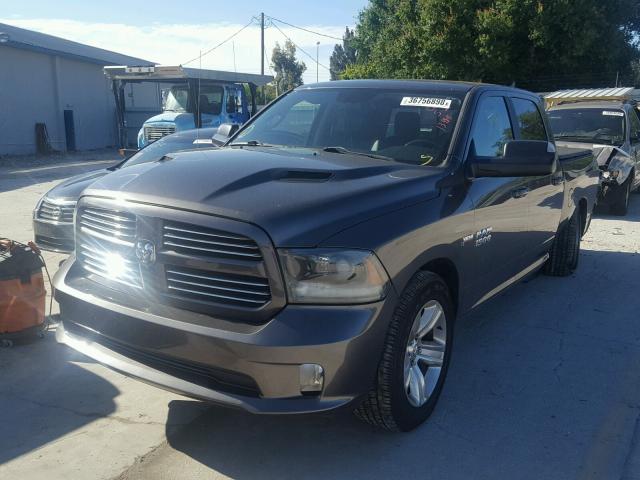 1C6RR7MTXFS612365 - 2015 RAM 1500 SPORT GRAY photo 2