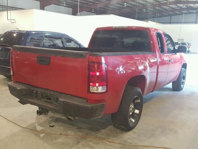 1GTEC19XX8Z231921 - 2008 GMC SIERRA C15 RED photo 4