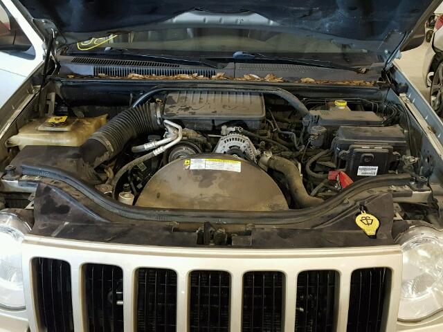 1J8GS48K99C548170 - 2009 JEEP GRAND CHER SILVER photo 7