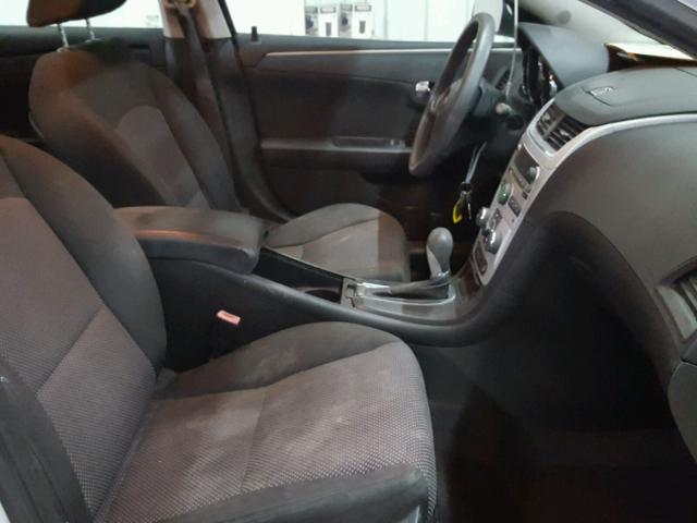 1G1ZC5EB4AF146009 - 2010 CHEVROLET MALIBU 1LT WHITE photo 5