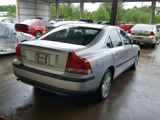 YV1RS61T742377040 - 2004 VOLVO S60 SILVER photo 4