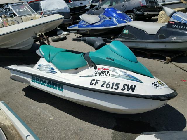 00000ZZN06608C101 - 2001 BOMBARDIER SEADOO TWO TONE photo 1