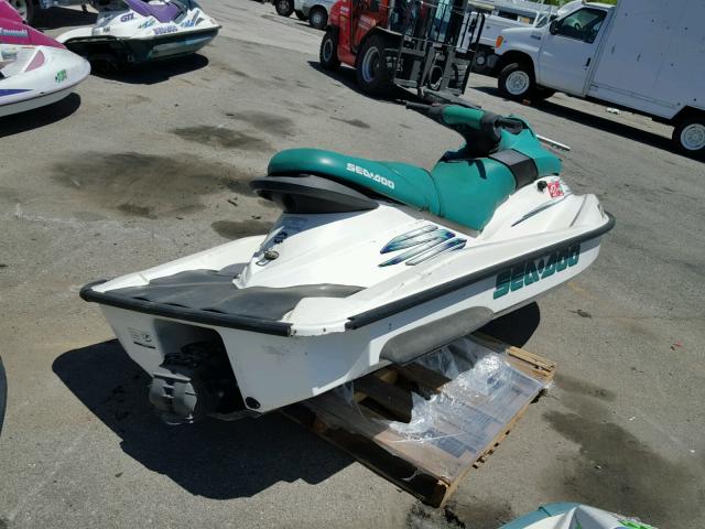 00000ZZN066146101 - 2001 BOMBARDIER SEADOO TWO TONE photo 4