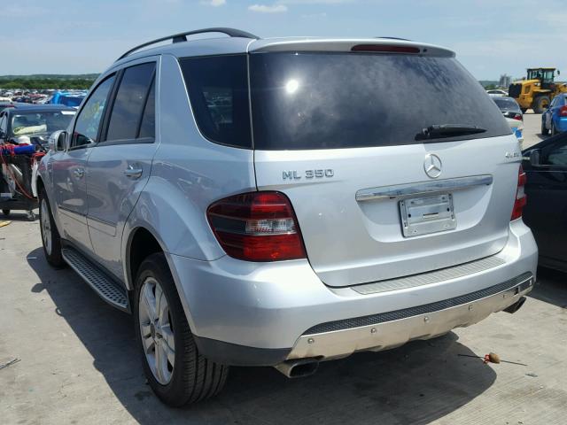 4JGBB86E47A288772 - 2007 MERCEDES-BENZ ML 350 SILVER photo 3