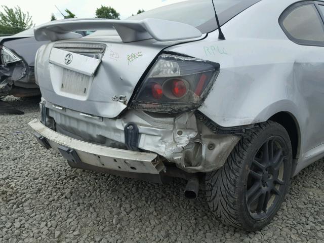JTKDE167570182052 - 2007 TOYOTA SCION TC 银色 照片 9