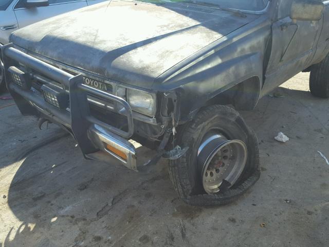 JT4RN63R2H0172550 - 1987 TOYOTA PICKUP RN6 BLACK photo 9