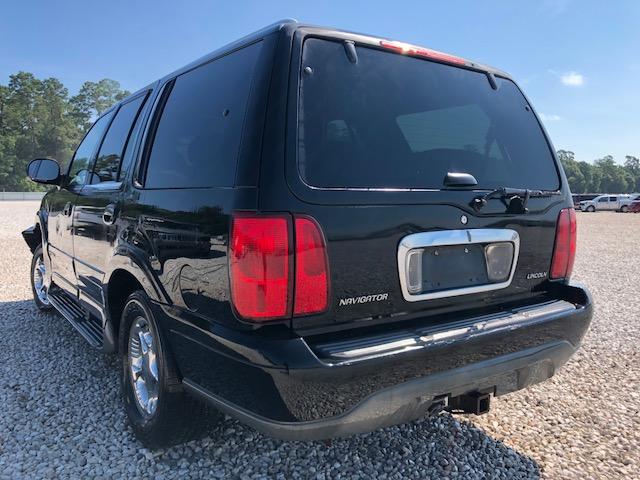 5LMPU28L0XLJ04213 - 1999 LINCOLN NAVIGATOR BLACK photo 3
