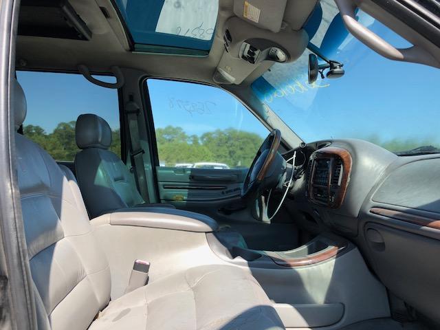 5LMPU28L0XLJ04213 - 1999 LINCOLN NAVIGATOR BLACK photo 5