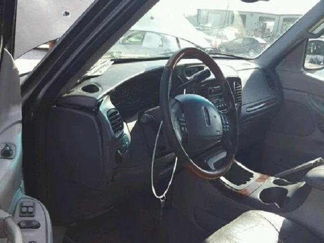 5LMPU28L0XLJ04213 - 1999 LINCOLN NAVIGATOR BLACK photo 9