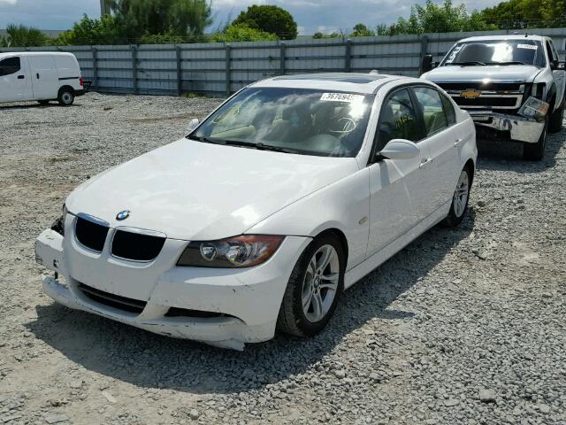 WBAVA37568NL47303 - 2008 BMW 328 I WHITE photo 2