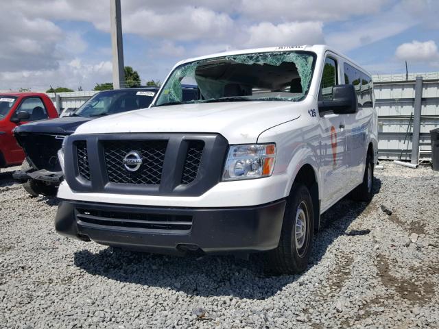 5BZBF0AAXHN851817 - 2017 NISSAN NV 3500 WHITE photo 2