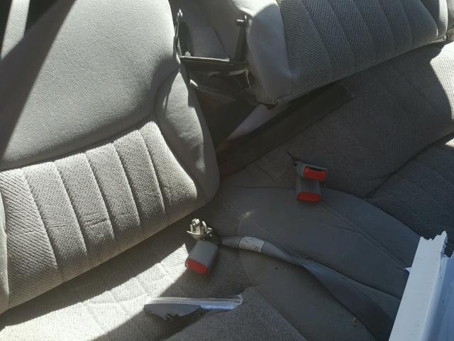 2G1WW12M7W9146045 - 1998 CHEVROLET MONTE CARL 白色 照片 6