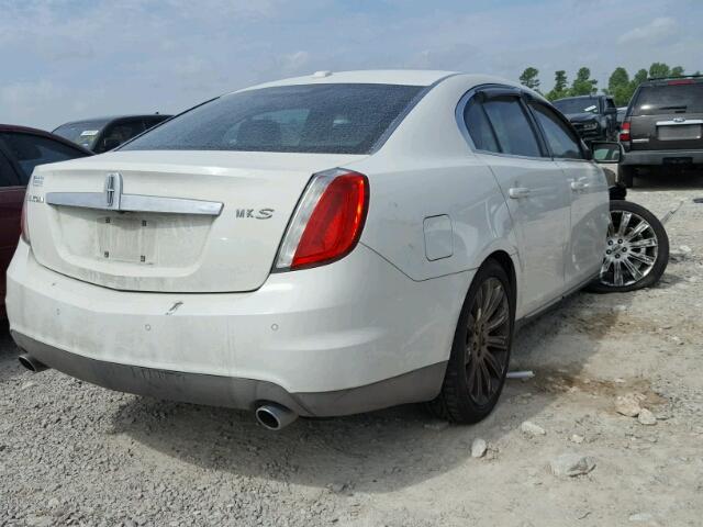 1LNHM93R19G618207 - 2009 LINCOLN MKS WHITE photo 4