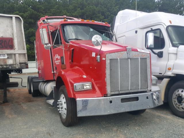 1XKDD69X4SJ664764 - 1995 KENWORTH CONSTRUCTI RED photo 1