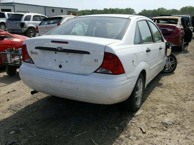 1FAFP34363W323925 - 2003 FORD FOCUS SE C WHITE photo 4