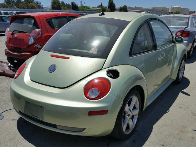 3VWSG31C06M410475 - 2006 VOLKSWAGEN NEW BEETLE 绿色 照片 4