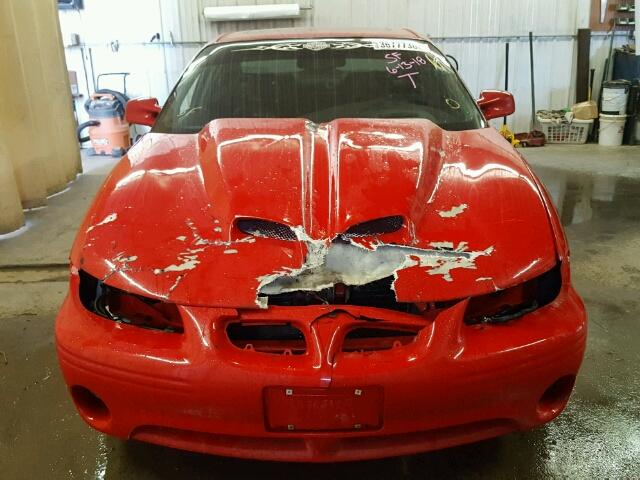 1G2WR52122F186101 - 2002 PONTIAC GRAND PRIX RED photo 9