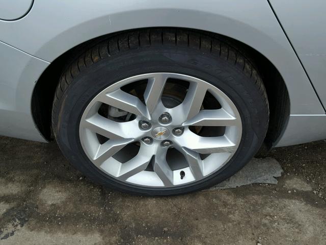 2G1125S35J9146560 - 2018 CHEVROLET IMPALA PRE ნაცრისფერი ფოტო 9