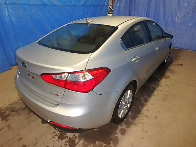 KNAFX4A86F5290688 - 2015 KIA FORTE EX SILVER photo 4