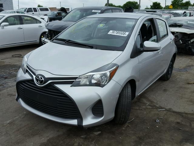 VNKKTUD36HA073348 - 2017 TOYOTA YARIS L SILVER photo 2