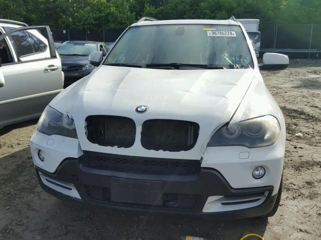 5UXFE43509L266798 - 2009 BMW X5 XDRIVE3 WHITE photo 9