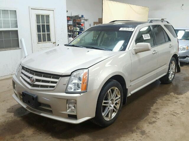 1GYEE437980189647 - 2008 CADILLAC SRX GOLD photo 2