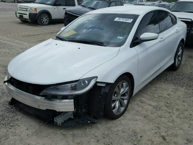 1C3CCCBB7GN115670 - 2016 CHRYSLER 200 WHITE photo 2