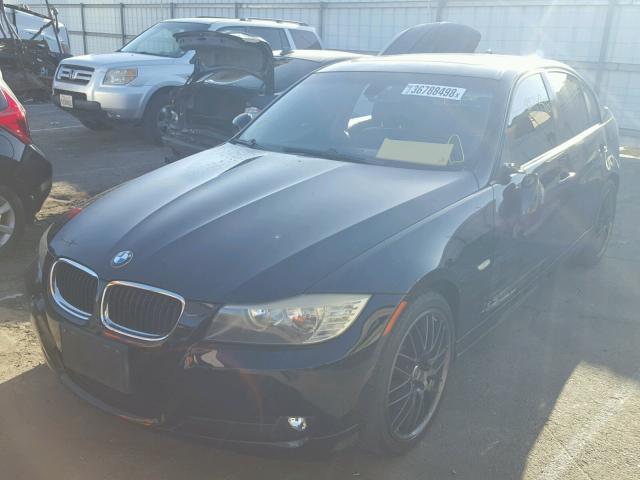 WBAPH57599NL78000 - 2009 BMW 328 I SULE BLACK photo 2