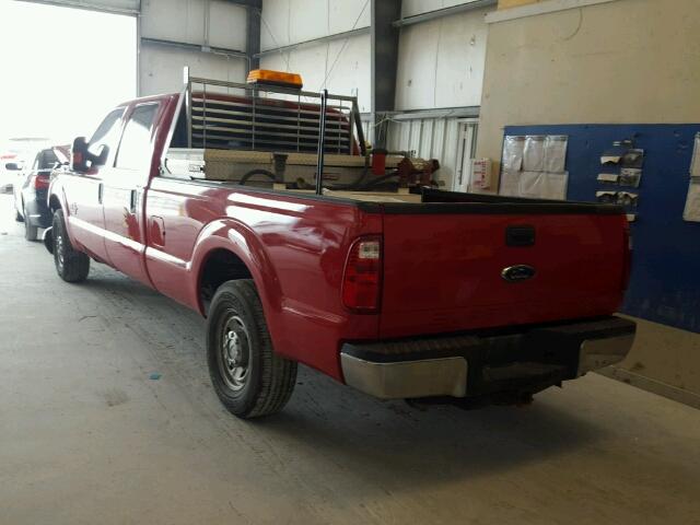 1FT7W2AT6BEB75389 - 2011 FORD F250 SUPER RED photo 3