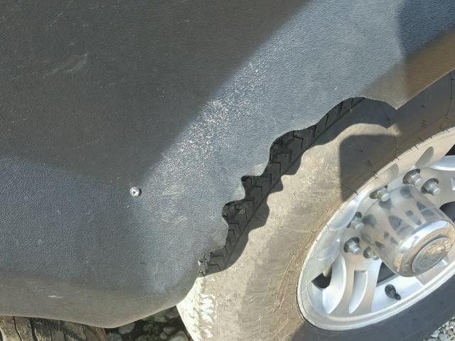 4YDF37229DE780689 - 2013 KEYSTONE TRAILER WHITE photo 5